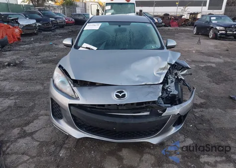 2013 Mazda Mazda3 I Sport из США, поврежденный, VIN JM1BL1UP6D1813257